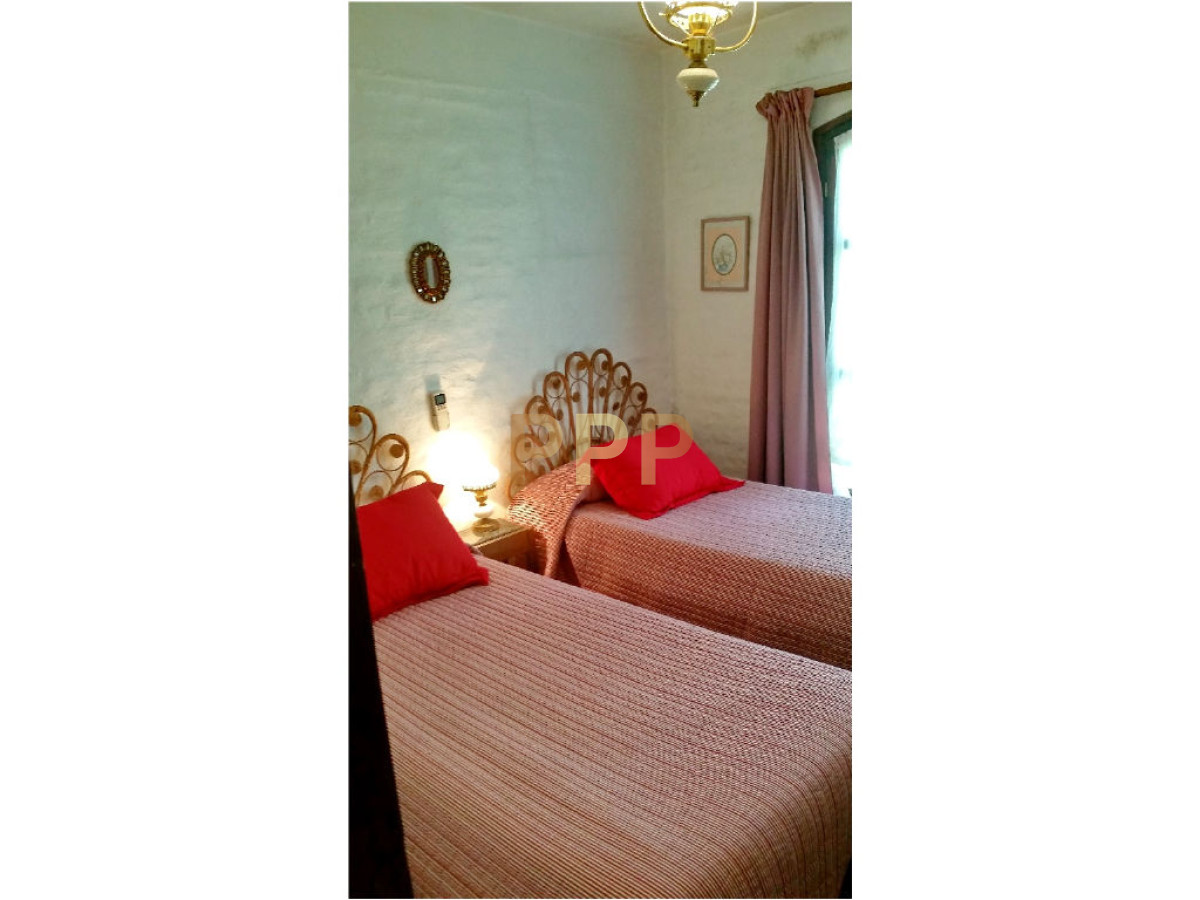 Casa ID.1702 - Casa en Pinares, 3 dormitorios *