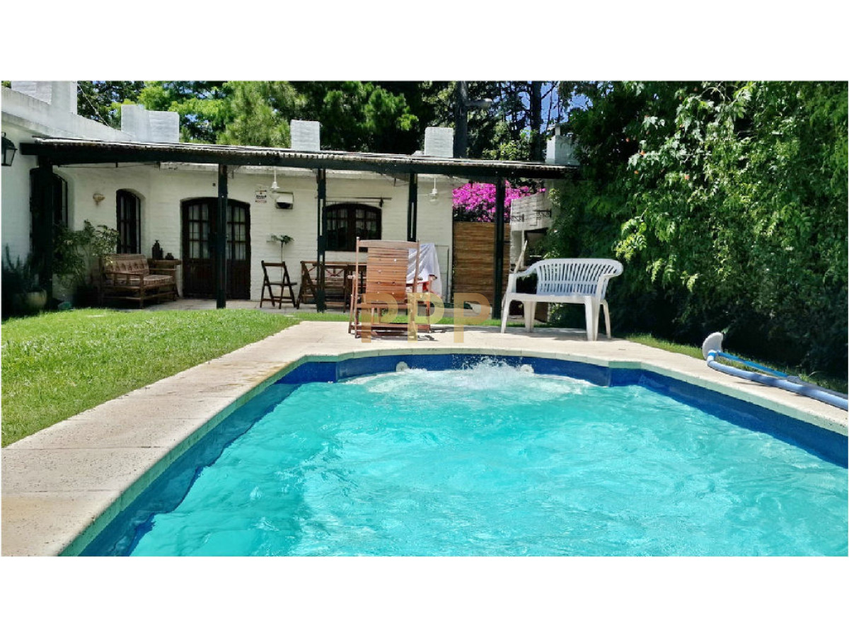 Casa ID.1702 - Casa en Pinares, 3 dormitorios *