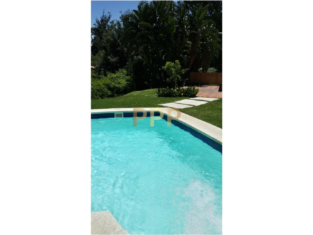 Casa ID.1702 - Casa en Pinares, 3 dormitorios *