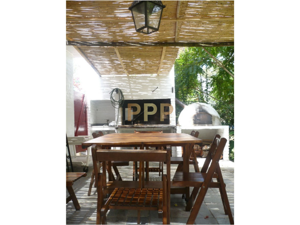 Casa ID.1702 - Casa en Pinares, 3 dormitorios *