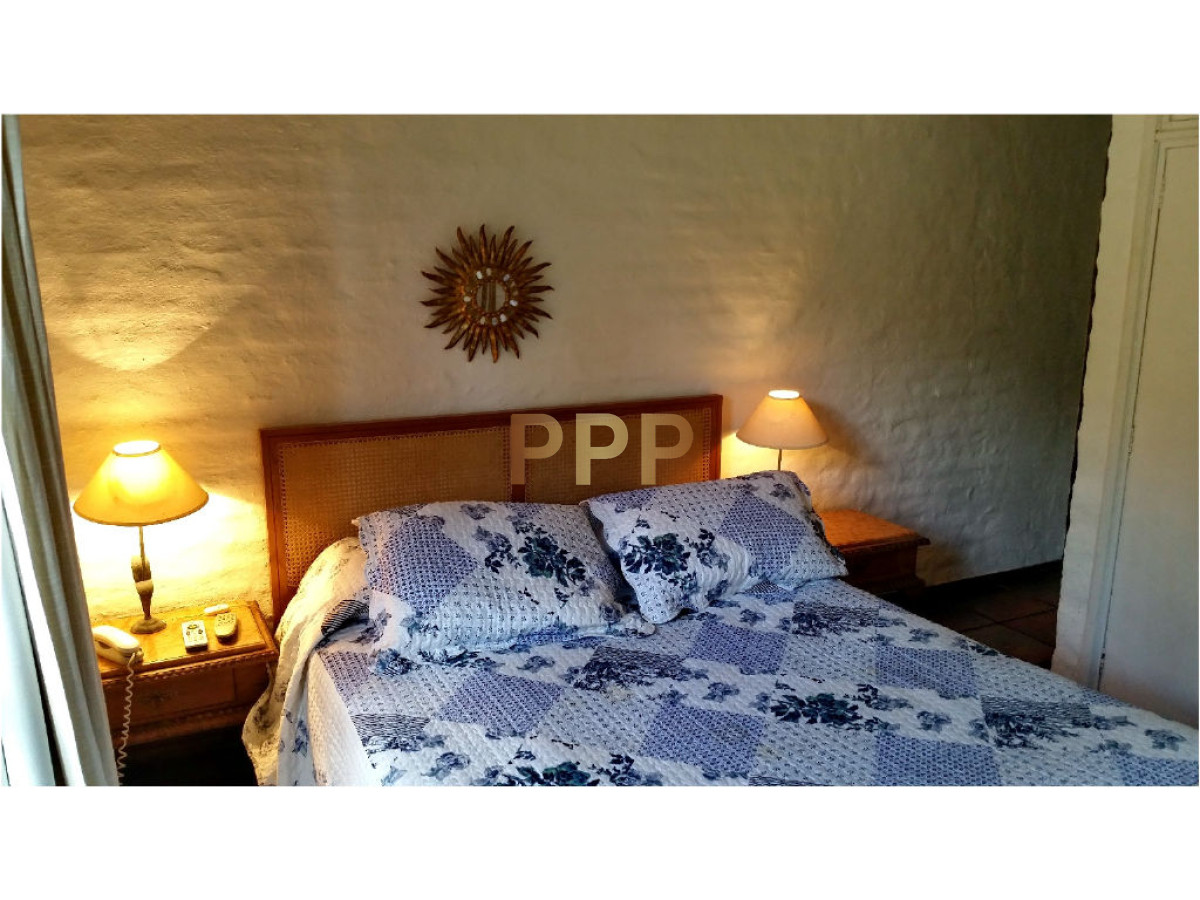 Casa ID.1702 - Casa en Pinares, 3 dormitorios *
