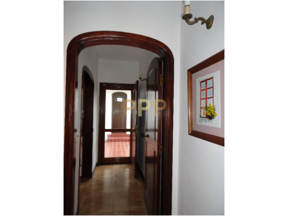 Casa ID.1708 - En alquiler.. amplia casa con capacidad para 10 personas. 