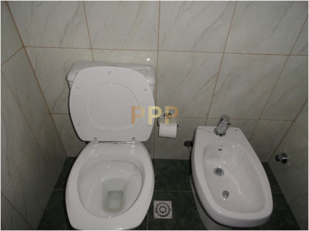Casa ID.1708 - En alquiler.. amplia casa con capacidad para 10 personas. 