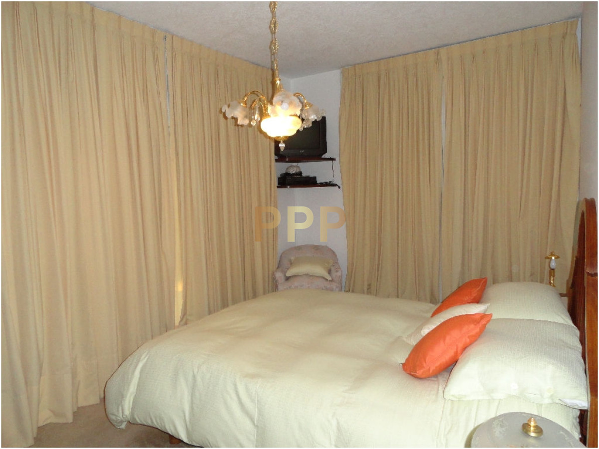 Casa ID.1708 - En alquiler.. amplia casa con capacidad para 10 personas. 