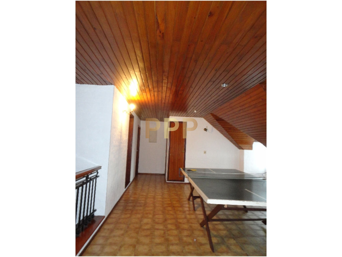 Casa ID.1708 - En alquiler.. amplia casa con capacidad para 10 personas. 