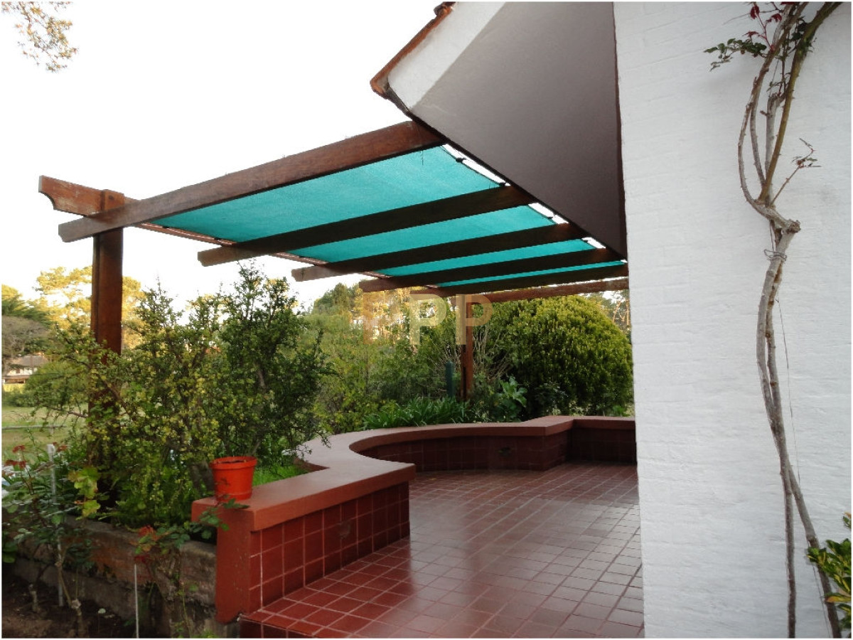 Casa ID.1708 - En alquiler.. amplia casa con capacidad para 10 personas. 