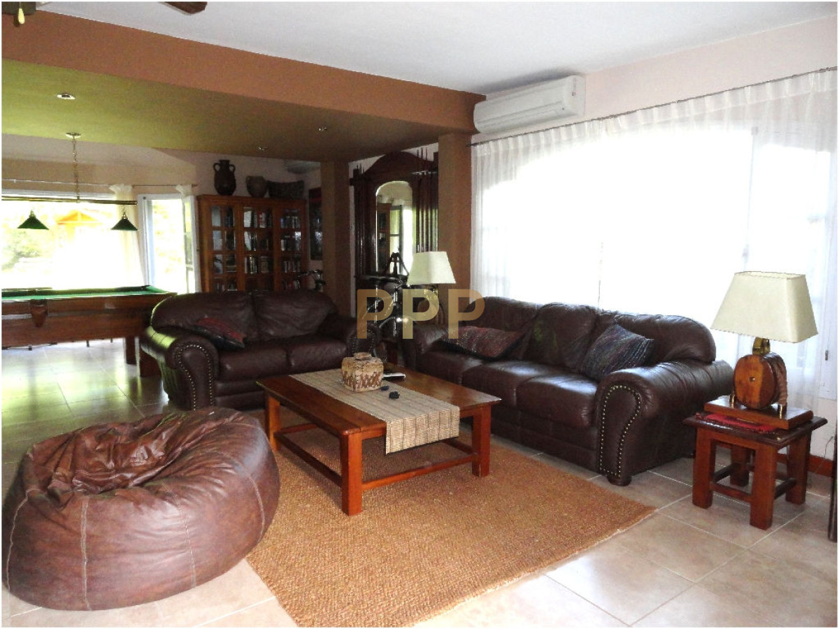 Casa ID.1713 - Casa en Beverly Hills, 5 dormitorios *