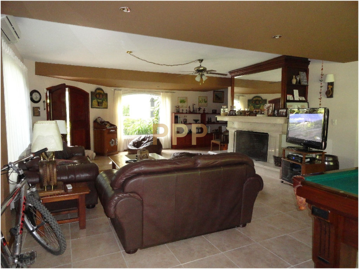 Casa ID.1713 - Casa en Beverly Hills, 5 dormitorios *