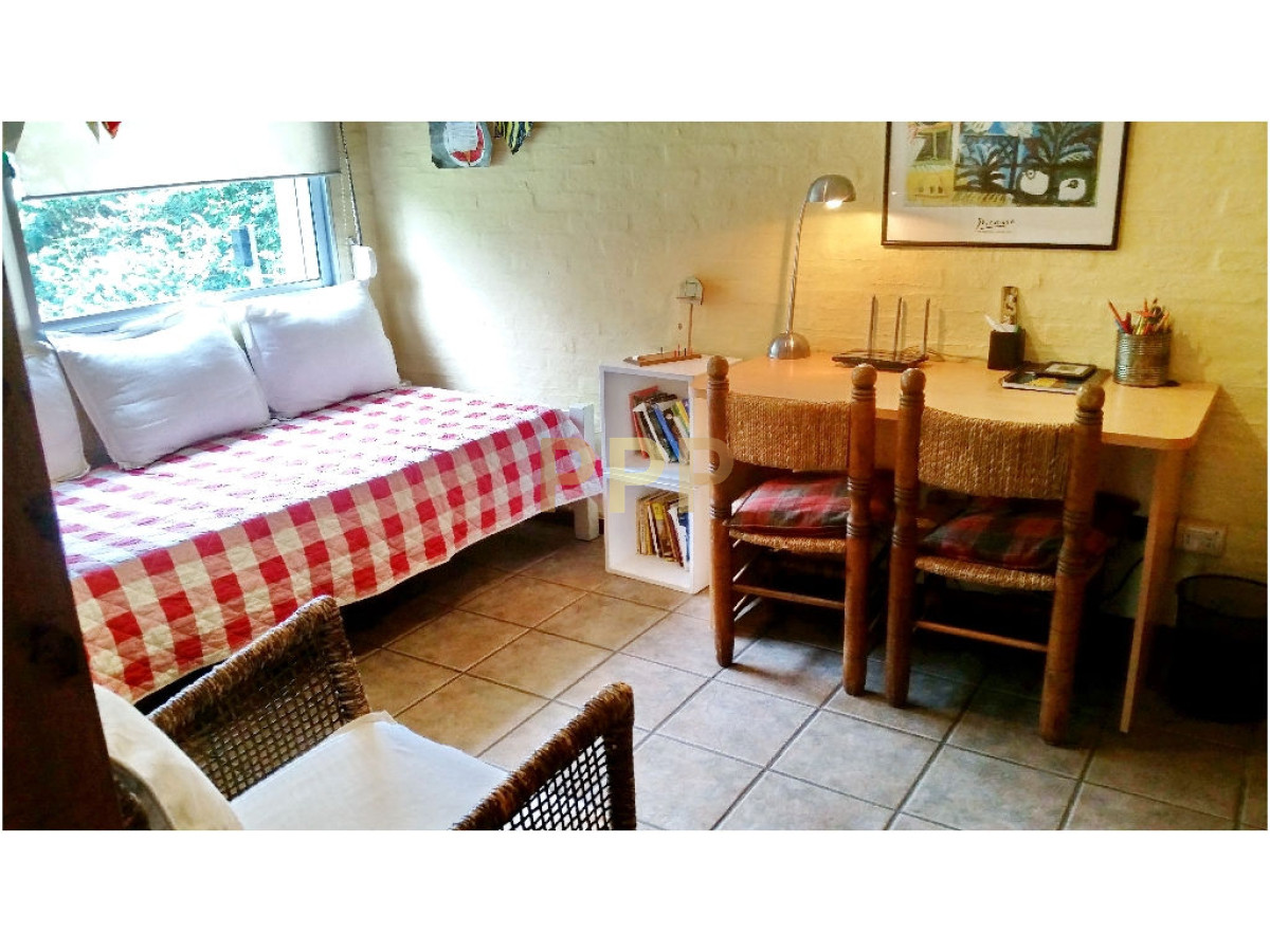 Casa ID.1741 - En  venta casa 4 dormitorios, con piscina en Pinares, Punta del Este