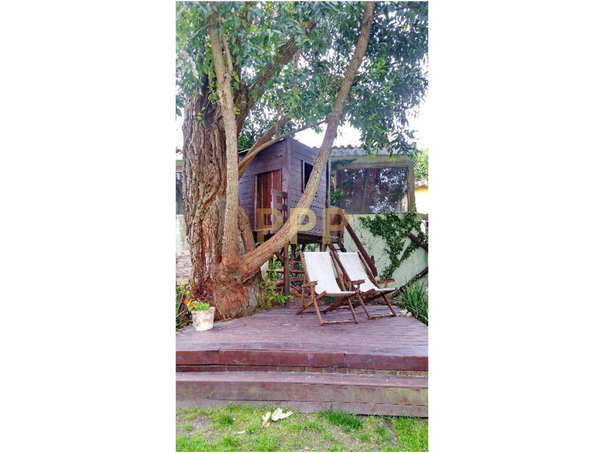 Casa ID.1741 - En  venta casa 4 dormitorios, con piscina en Pinares, Punta del Este