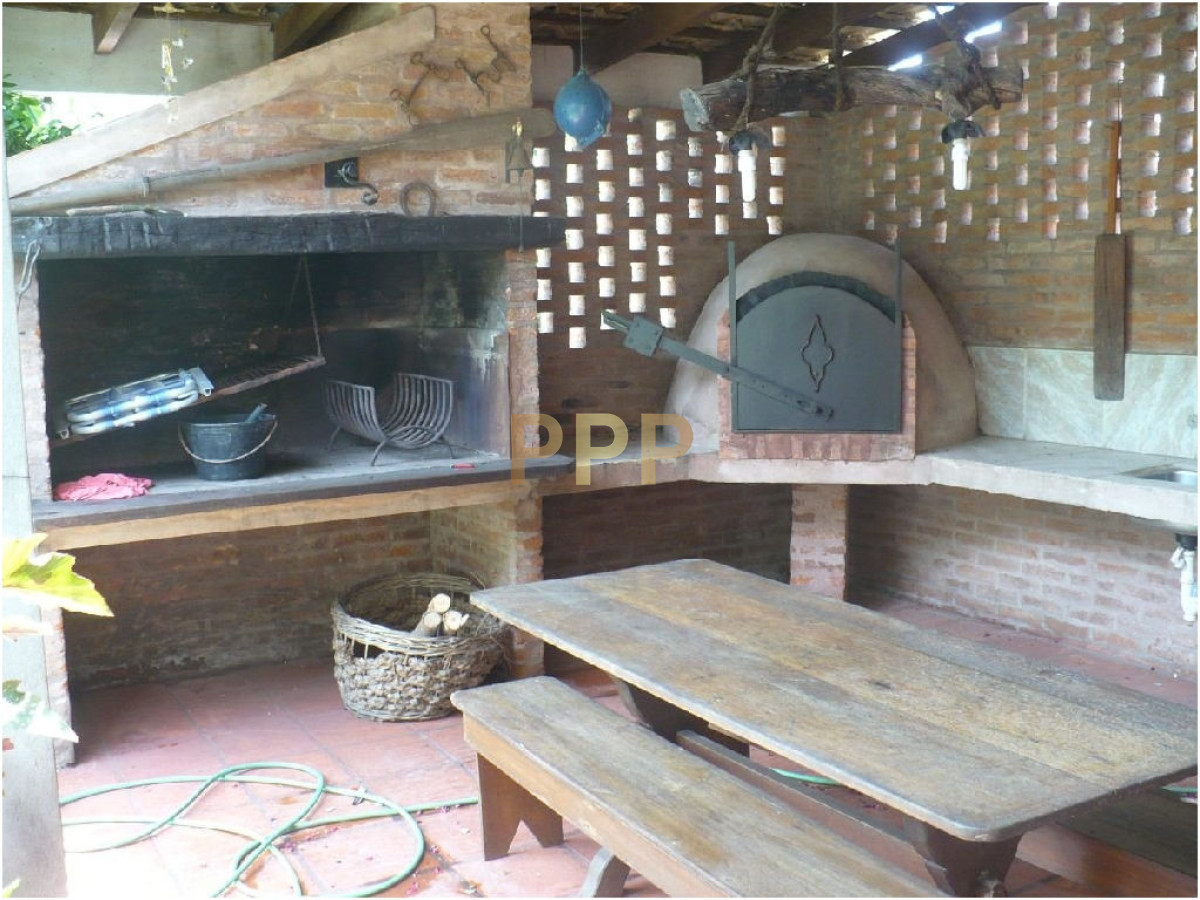 Casa ID.1567 - HERMOSA CASA EN ALQUILER ANUAL 