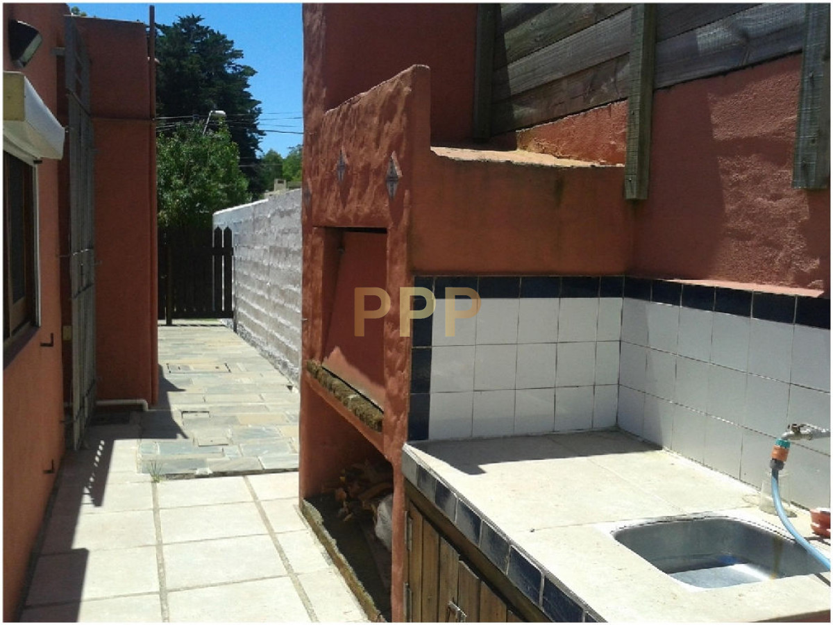 Casa ID.1570 - Casa en Laguna Blanca, 2 dormitorios *