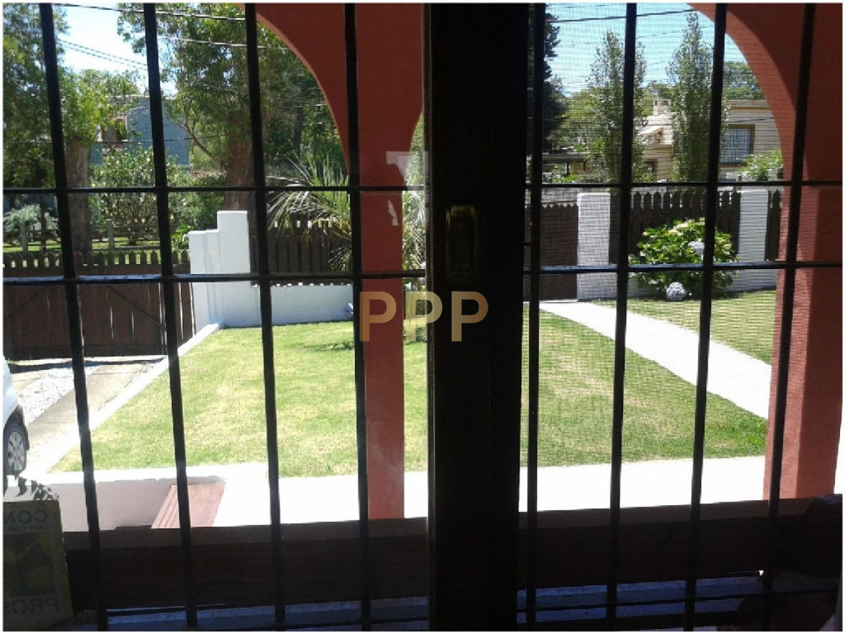 Casa ID.1570 - Casa en Laguna Blanca, 2 dormitorios *