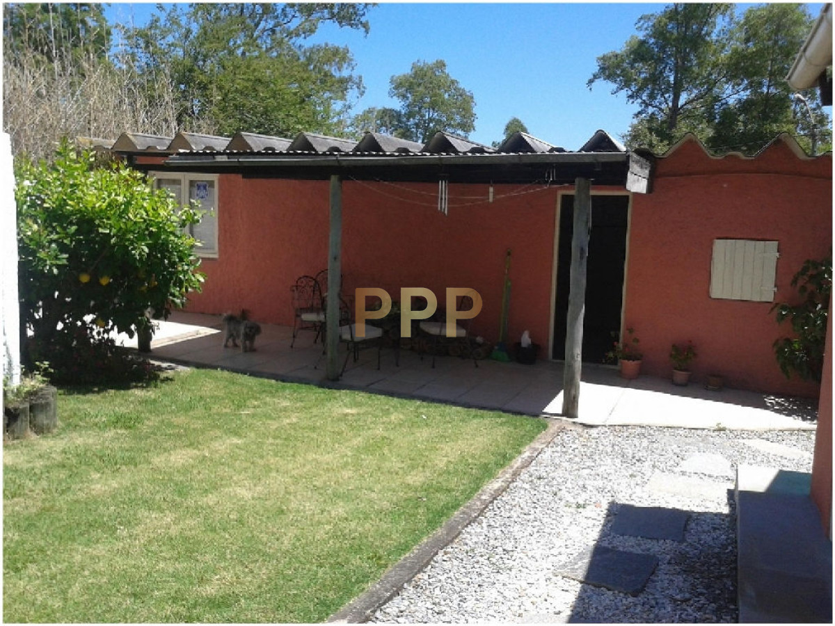 Casa ID.1570 - Casa en Laguna Blanca, 2 dormitorios *