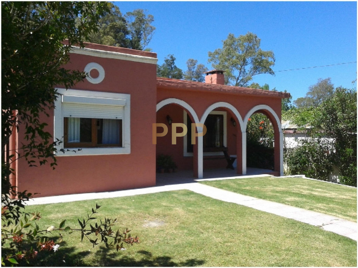 Casa ID.1570 - Casa en Laguna Blanca, 2 dormitorios *