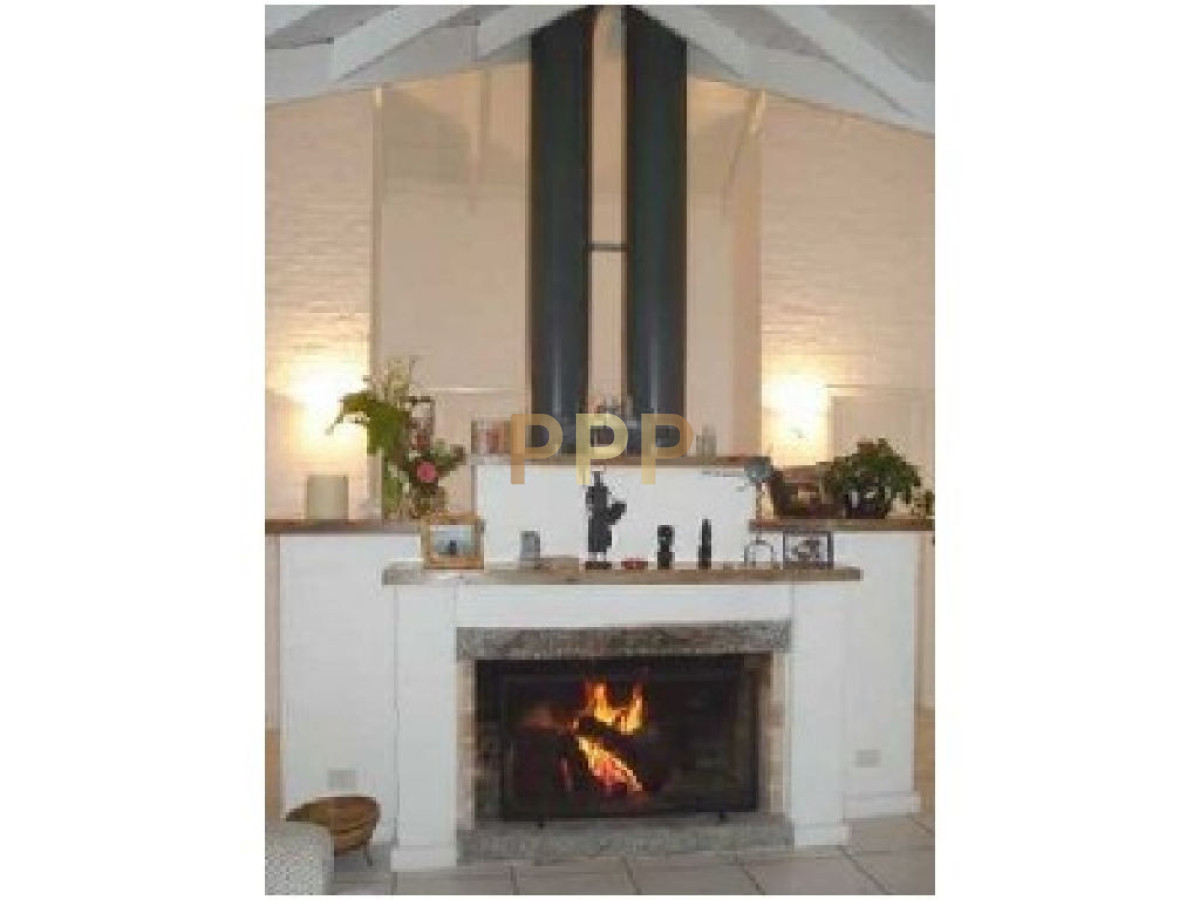 Casa ID.1573 - Casa en venta. Ambientes amplios, a metros del mar. Punta del Este.