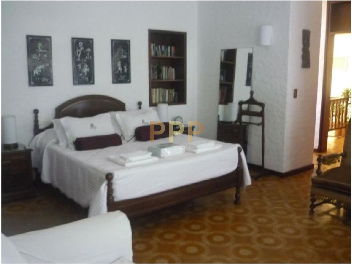 Casa ID.1580 - Casa en venta. Excelente zona.Punta del este. Ambientes amplios, confortables.