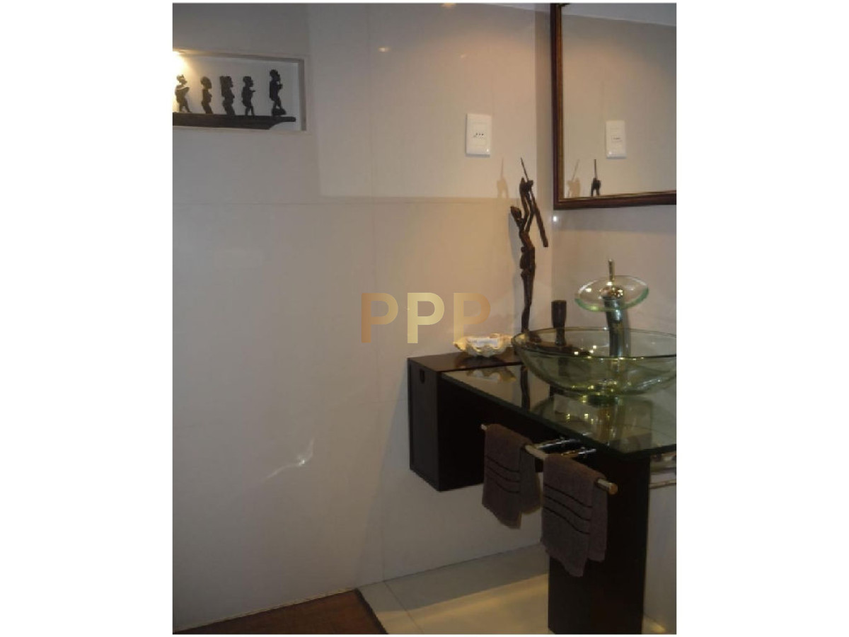 Casa ID.1580 - Casa en venta. Excelente zona.Punta del este. Ambientes amplios, confortables.