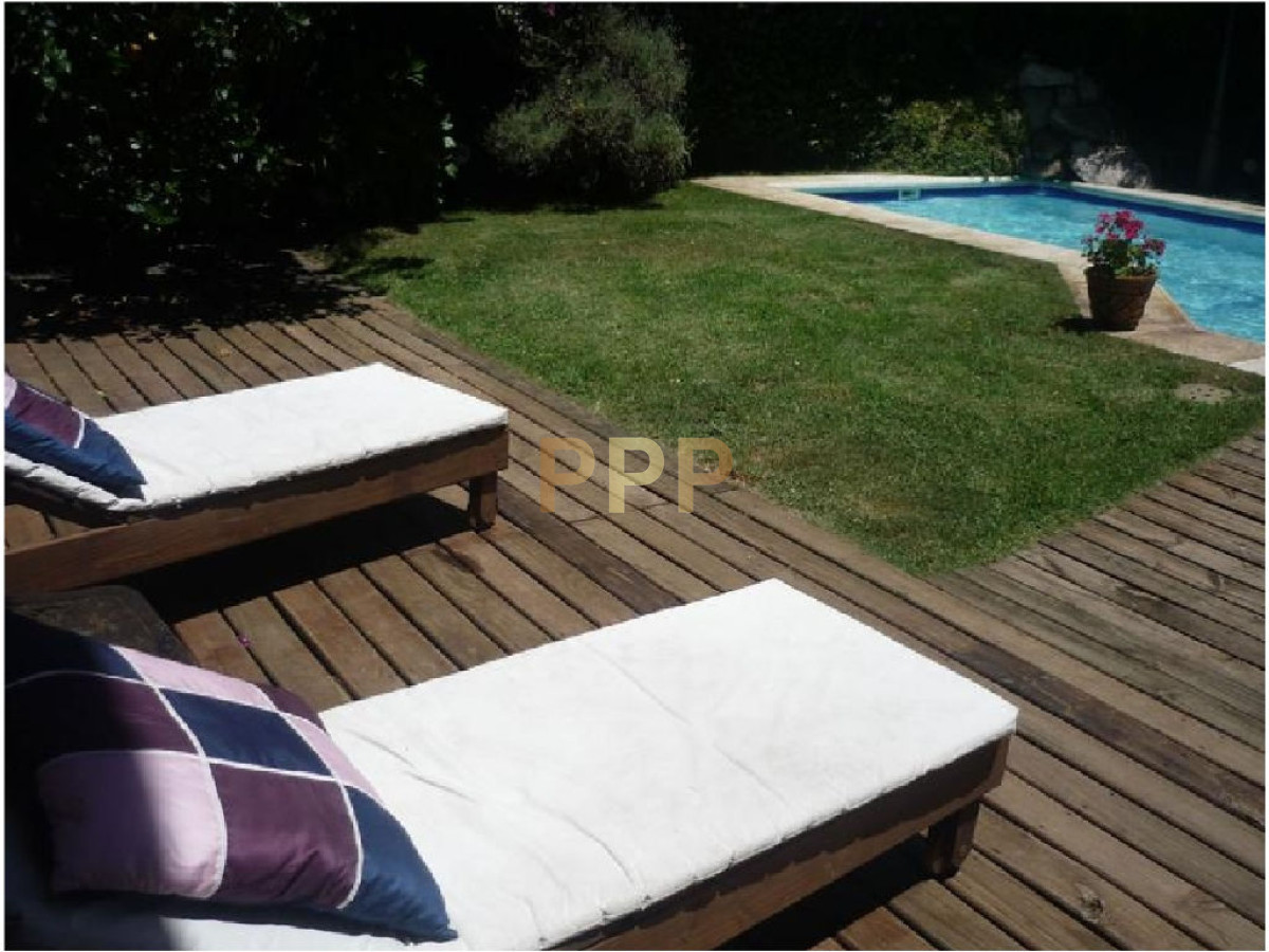 Casa ID.1580 - Casa en venta. Excelente zona.Punta del este. Ambientes amplios, confortables.