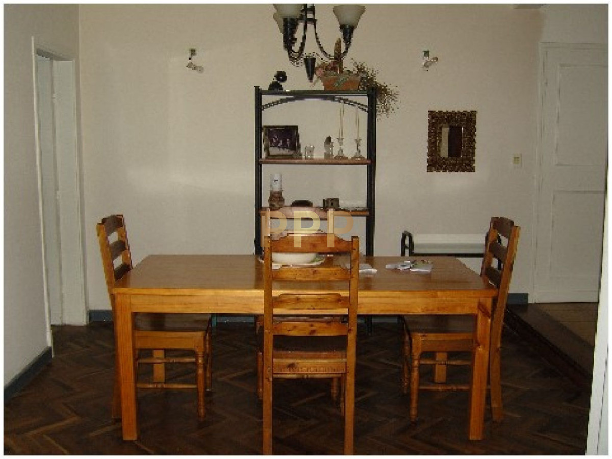 Casa ID.1591 - Casa en venta, a dos cuadras del mar, Playa mansa - Punta del Este.