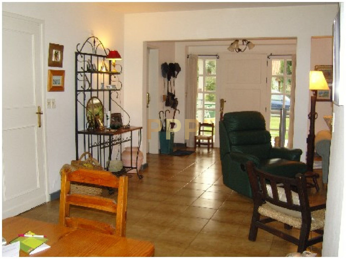 Casa ID.1591 - Casa en venta, a dos cuadras del mar, Playa mansa - Punta del Este.