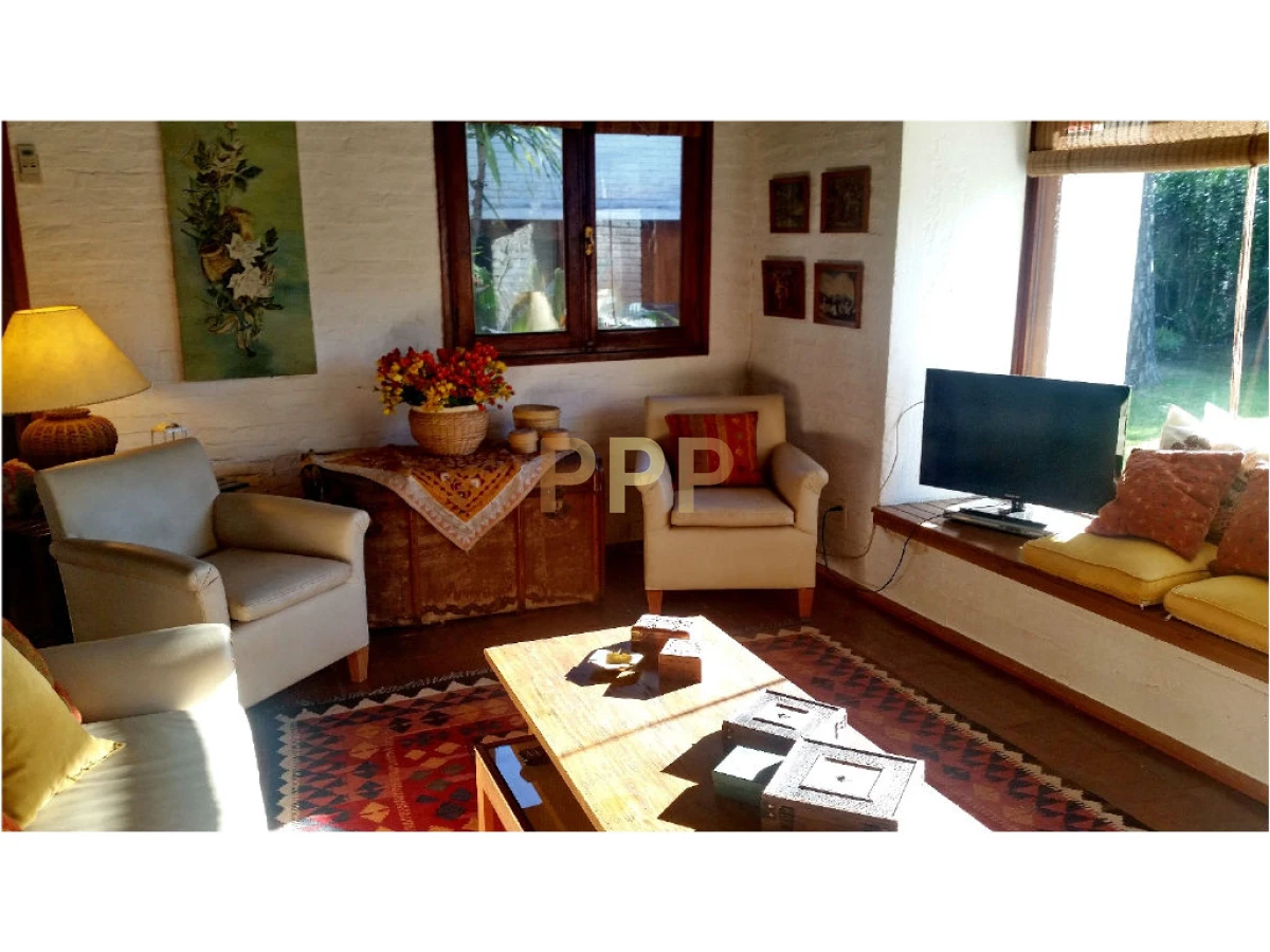 Casa ID.1548 - Casa en Pinares, 3 dormitorios *