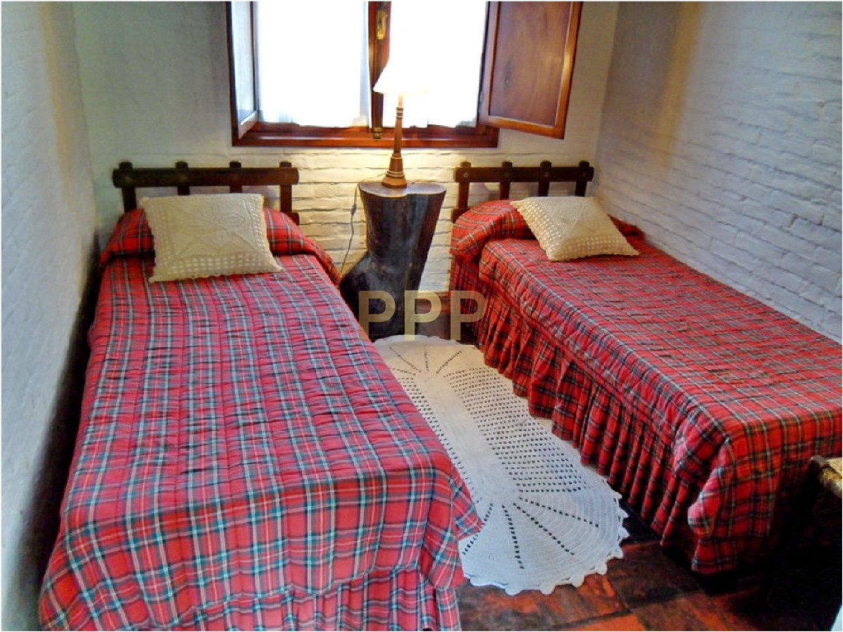 Casa ID.1548 - Casa en Pinares, 3 dormitorios *