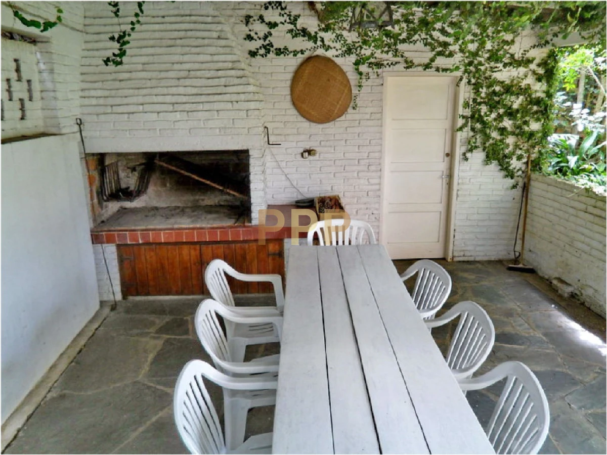 Casa ID.1548 - Casa en Pinares, 3 dormitorios *