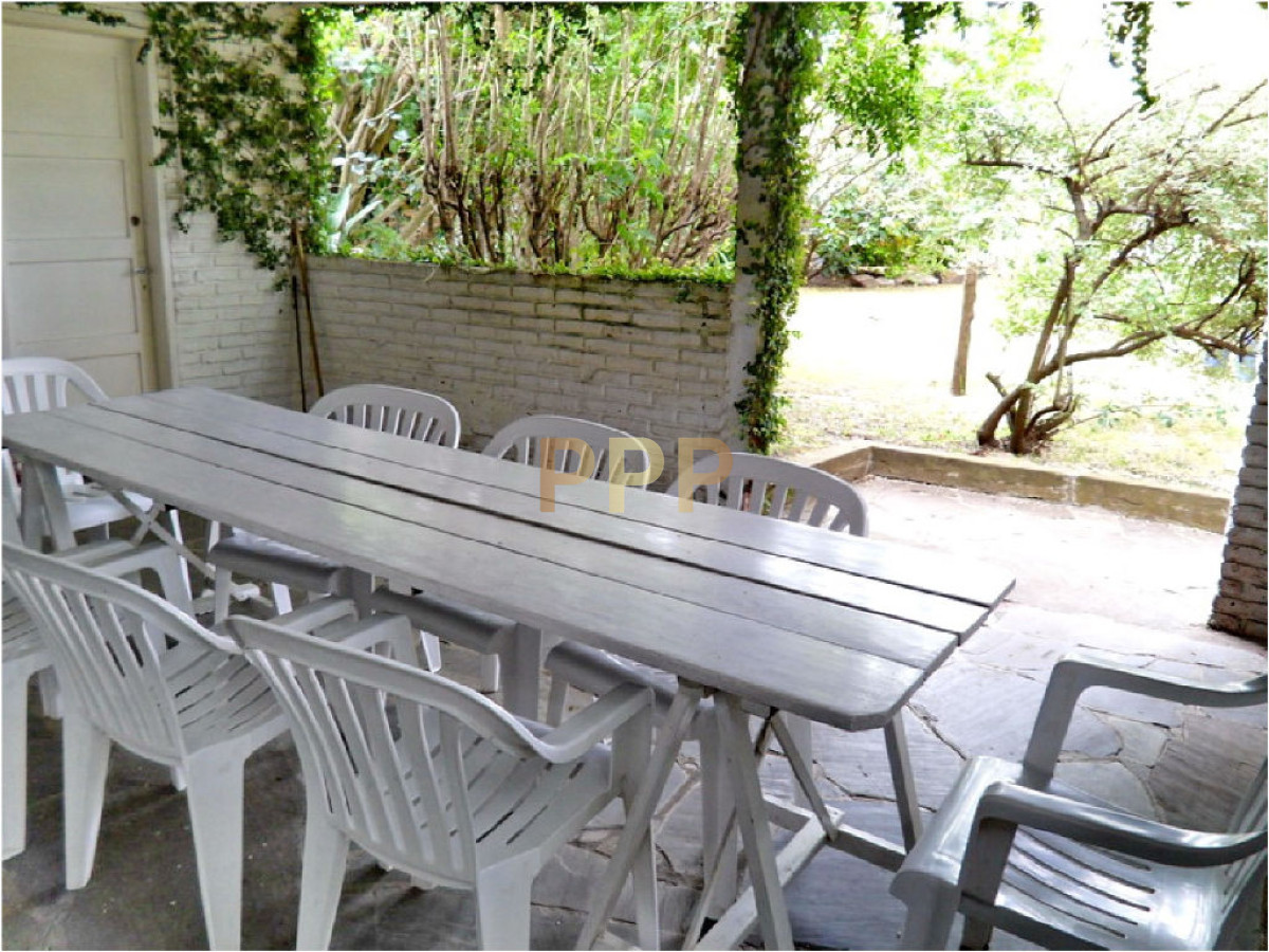 Casa ID.1548 - Casa en Pinares, 3 dormitorios *