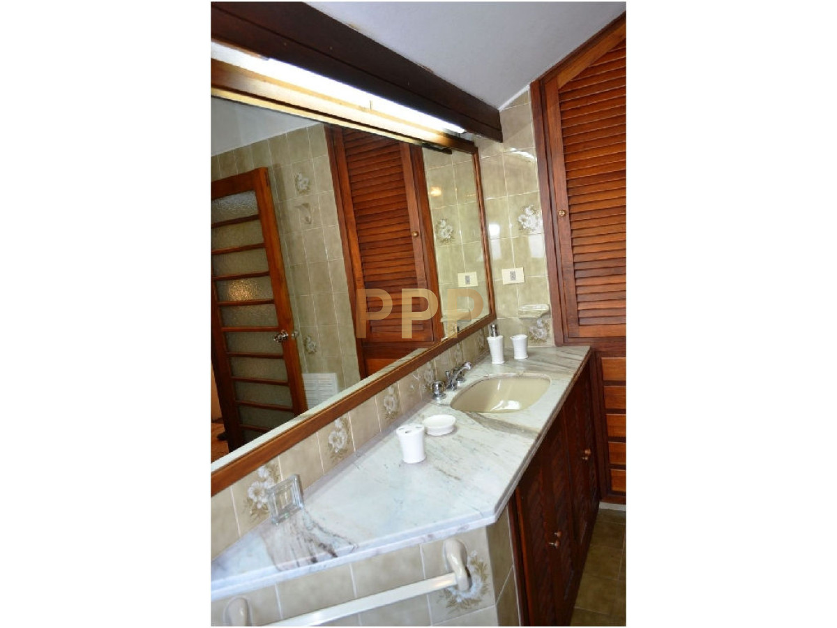 Casa ID.1615 - Casa en venta. Zona Cantegril. Punta del este.