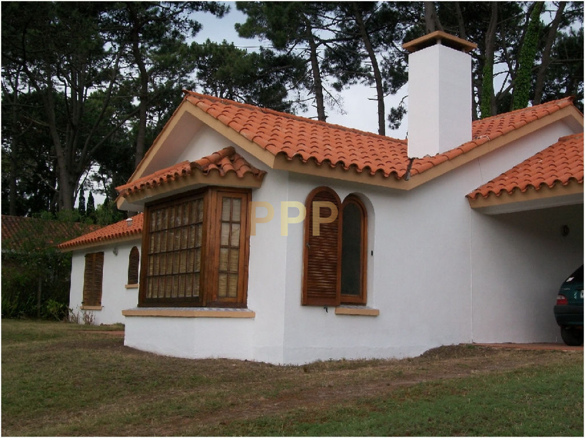 Casa ID.1551 - Casa en San Rafael, 3 dormitorios + dep.con baño (Cuarto dormitorio)