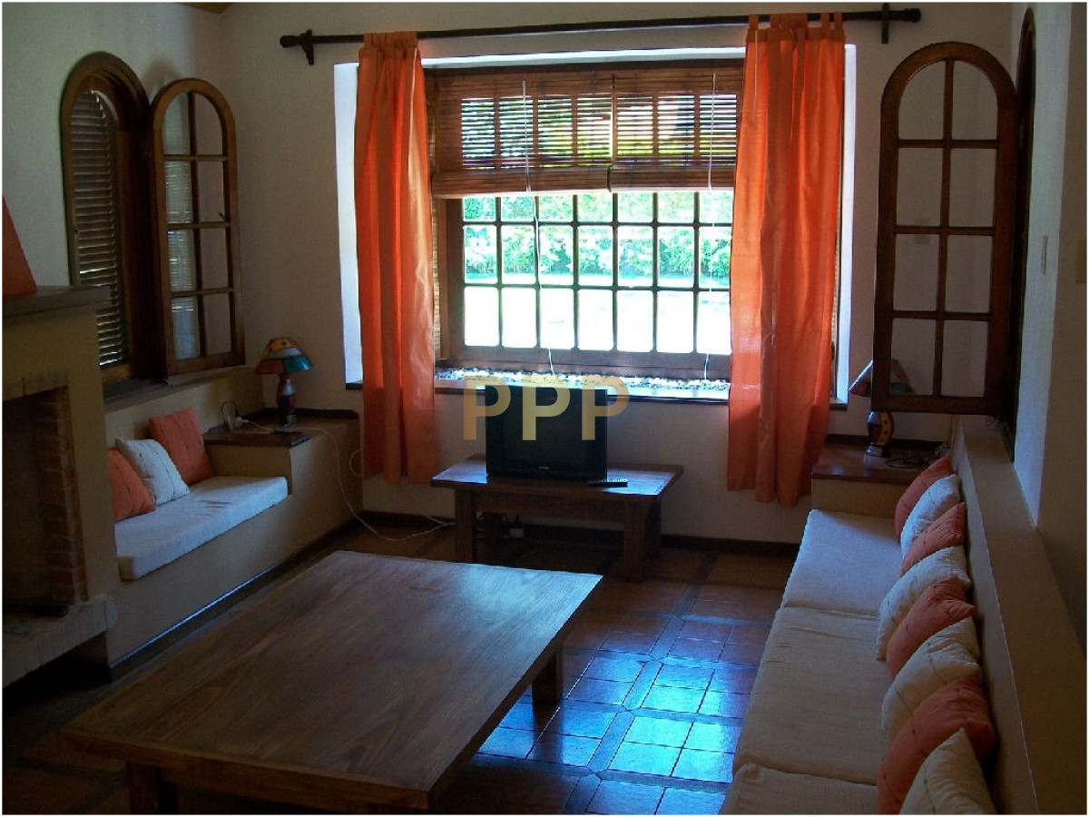 Casa ID.1551 - Casa en San Rafael, 3 dormitorios + dep.con baño (Cuarto dormitorio)