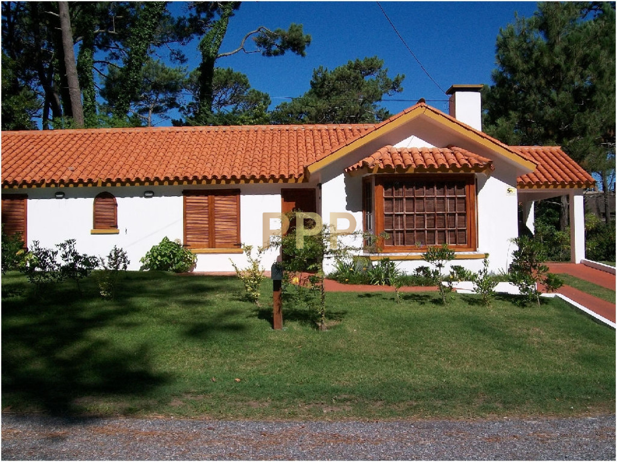 Casa ID.1551 - Casa en San Rafael, 3 dormitorios + dep.con baño (Cuarto dormitorio)