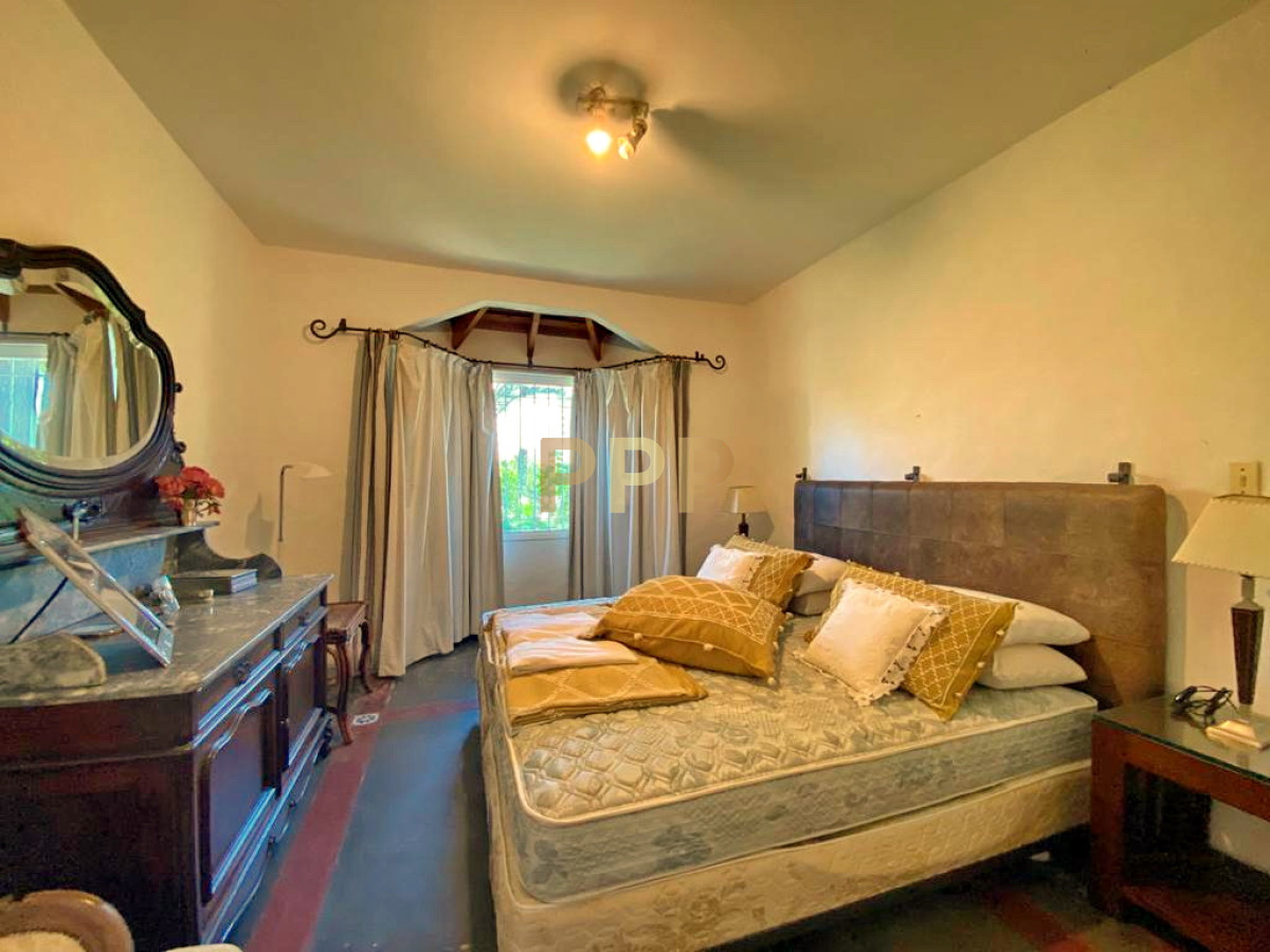 Casa ID.1675 - Casa en Brava, 3 dormitorios y demás con piscina!!!