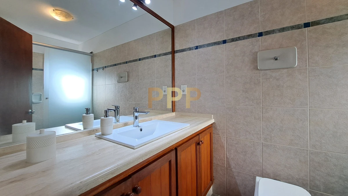Casa ID.4225 - Casa en venta, Pinares a dos cuadras del mar.