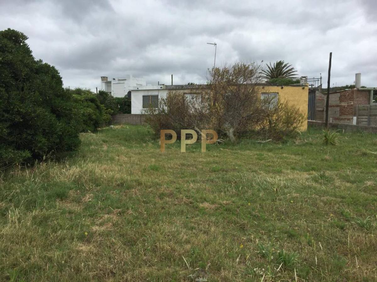 Terreno ID.3818 - En venta.. terreno en primera línea!!!