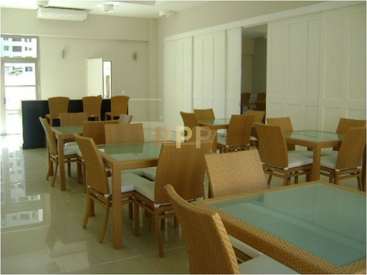Apartamento ID.2344 - Apartamento de 3 dormitorios, primera linea frente al mar, en alquiler y venta, Punta del Este