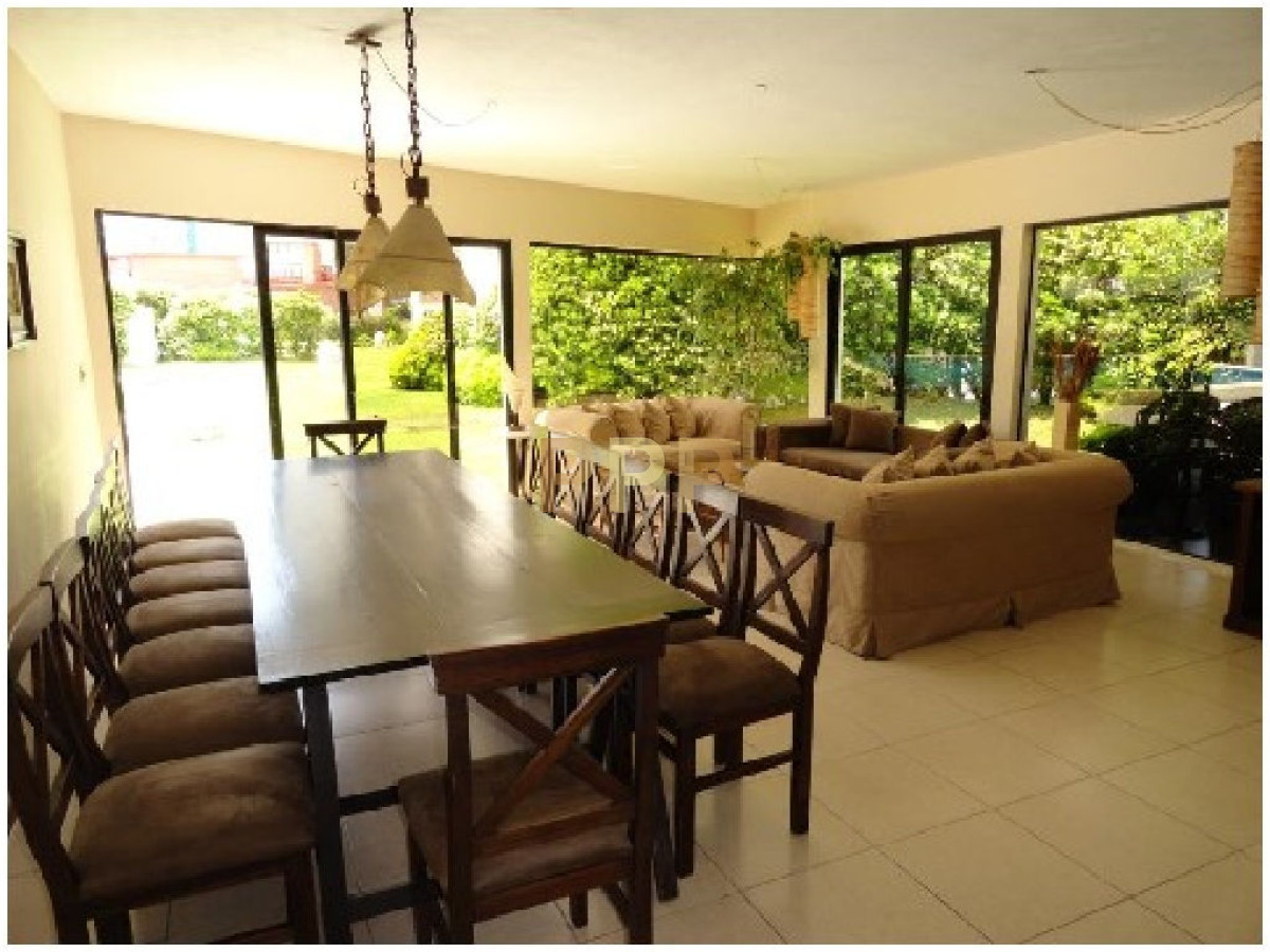 Apartamento ID.2712 - En alquiler, piso alto , primera línea sobre la brava!!!