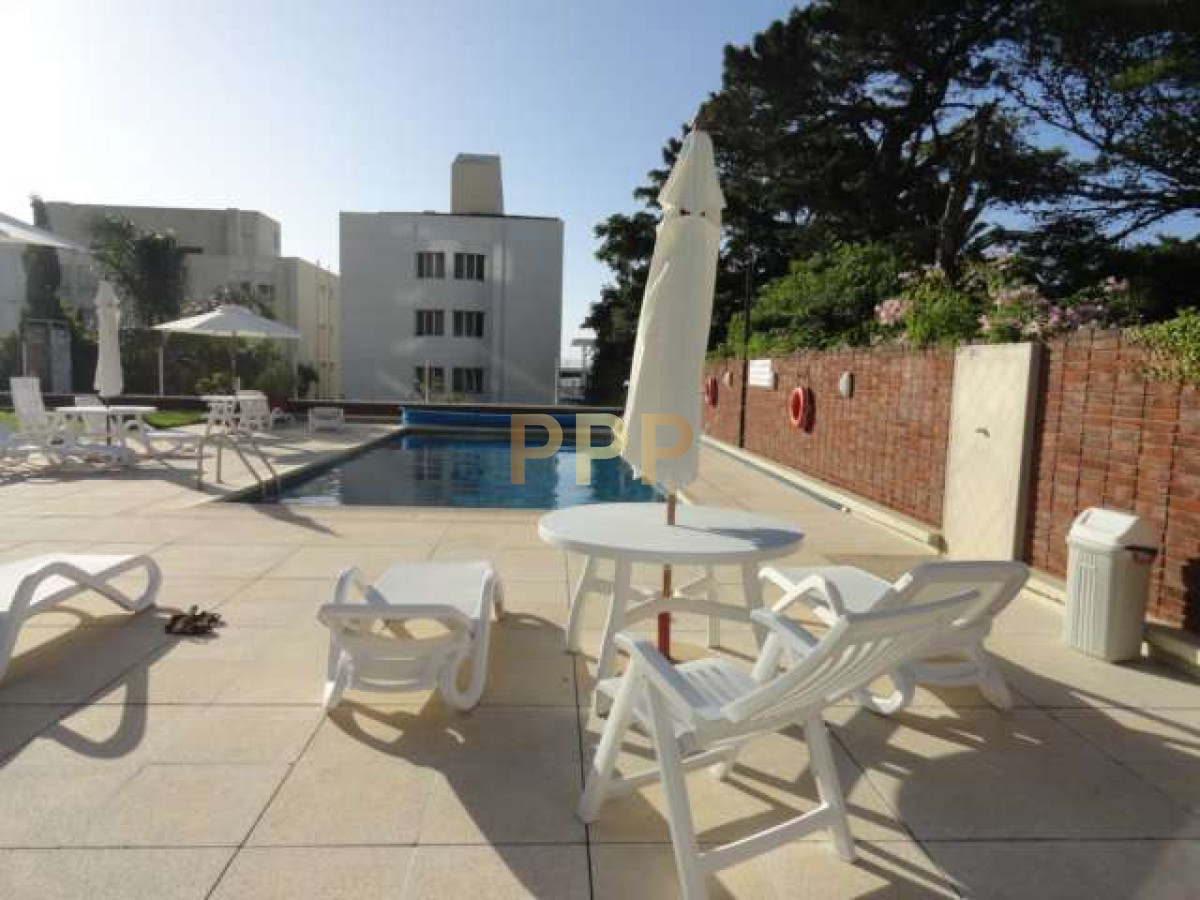 Apartamento ID.1084 - Apartamento amplio, luminoso con excelentes vistas al mar , y Puerto de Punta del Este