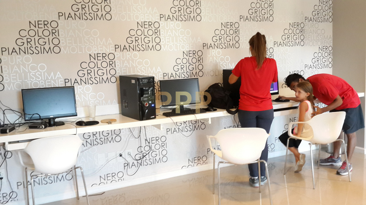 Apartamento ID.2344 - Apartamento de 3 dormitorios, primera linea frente al mar, en alquiler y venta, Punta del Este
