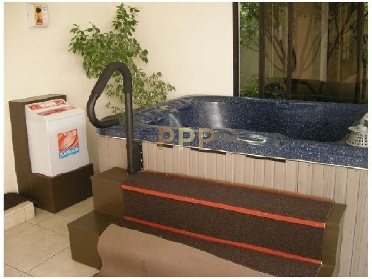 Apartamento ID.2712 - En alquiler, piso alto , primera línea sobre la brava!!!