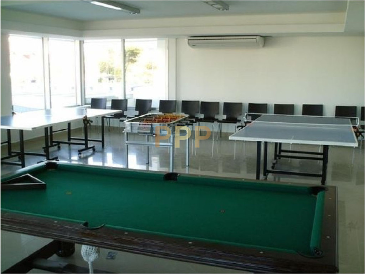 Apartamento ID.17 - En Alquiler y Venta... Torre con muy buena ubicaciÃ³n, a metros de las playas brava y mansa, muy cerca de la PenÃ­nsula y de todos los servicios.