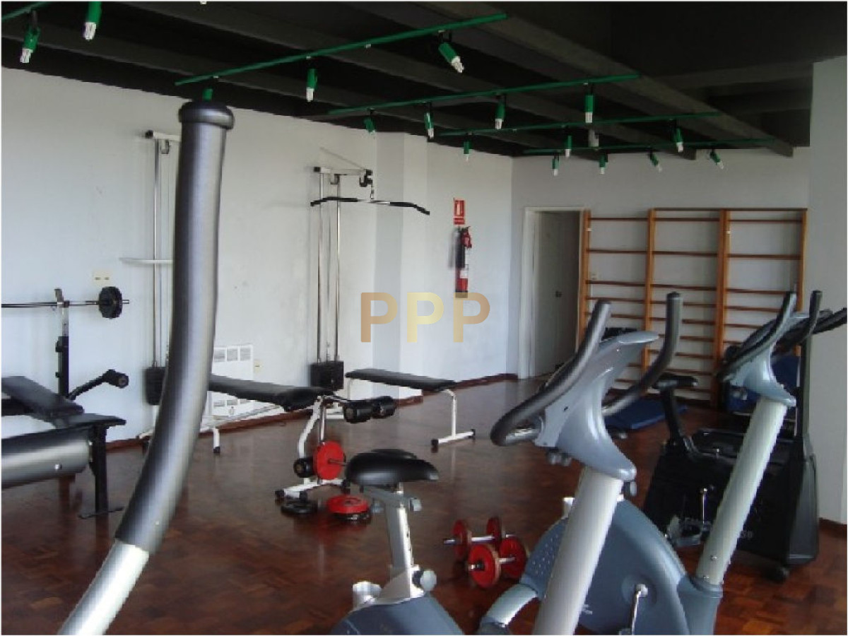 Apartamento ID.250 - Alquilo excelente apartamento en Brava a 100 metros de la playa, Punta del Este.