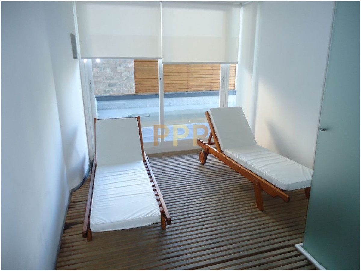 Apartamento ID.4 - En alquiler.. a pasitos del mar, torre con servicios.. Consulte!!!