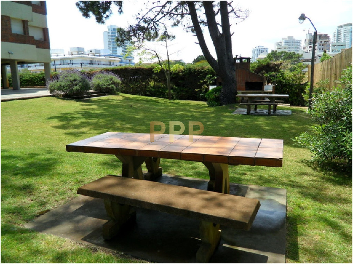 Apartamento ID.2166 - Oportunidad.. a pasos del mar.. 