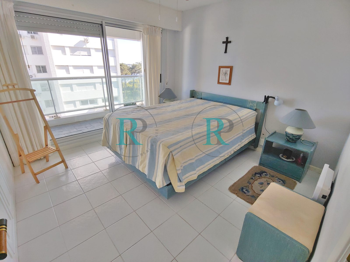 Apartamento ID.2263 - Apartmento en venta - 1 dormitorio y medio - Playa Mansa