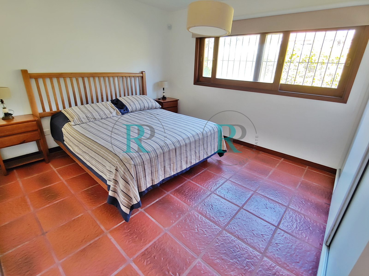 Casa ID.925 - Hermosa residencia en Rincon del Indio