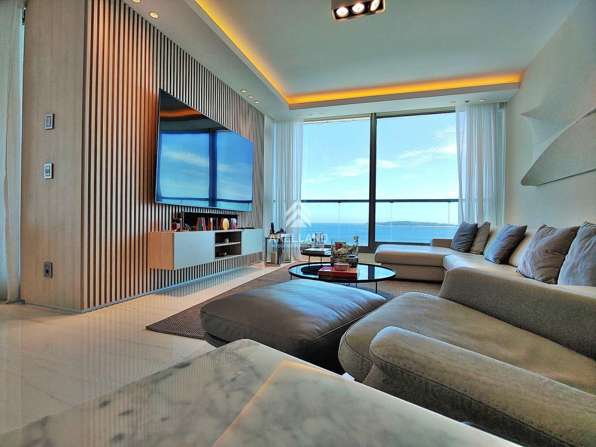 Apartamento ID.5181 - Espectacular! Apartamento unificado en Fendi Chateau Punta del Este - VENTA