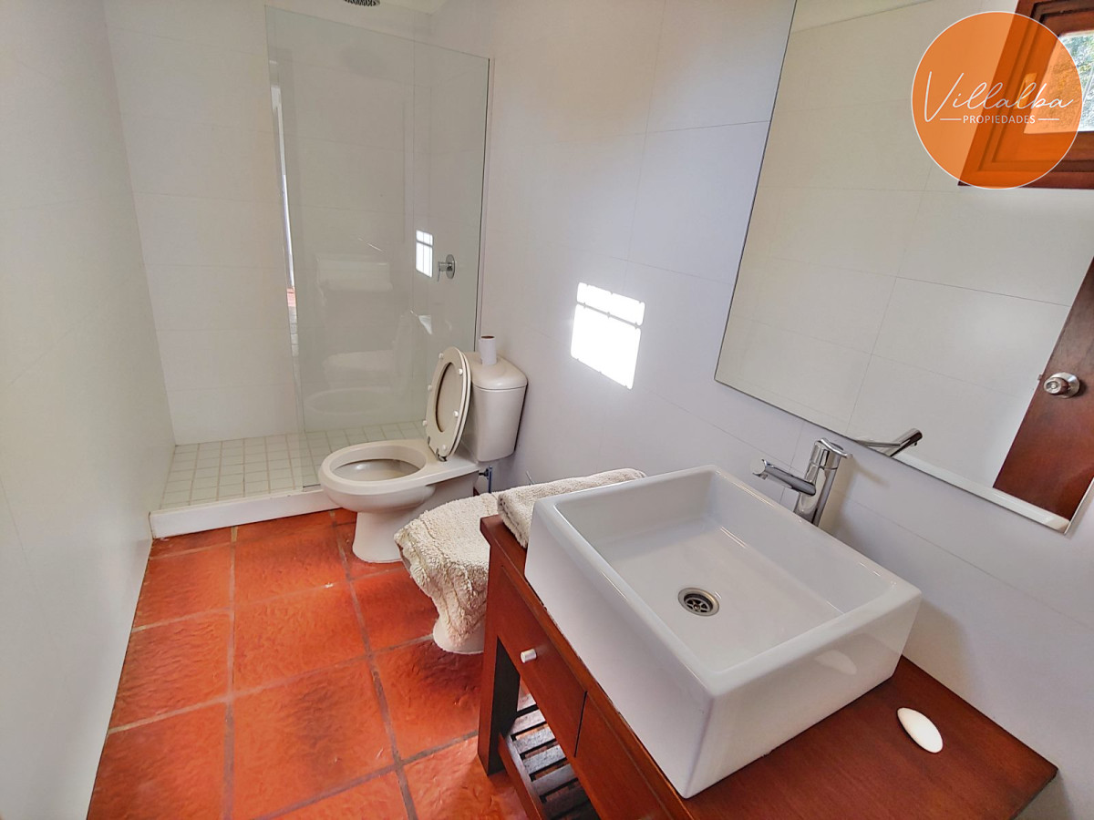 Casa ID.398 - Hermosa residencia en Rincon del Indio