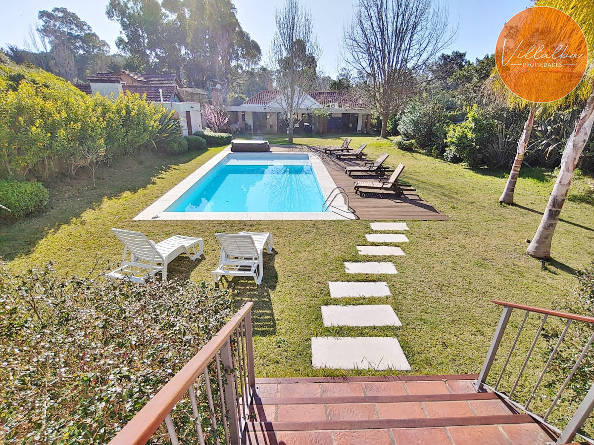 Casa ID.398 - Hermosa residencia en Rincon del Indio